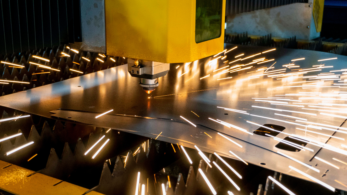 precision equipment being used in a manufacturing facility that's utilizing tolerance engineering